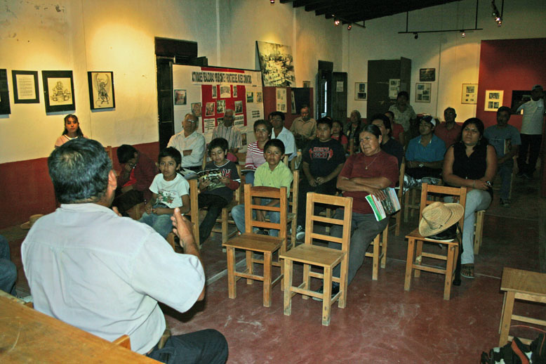 Conferencia de Francisco Hernández Carrera