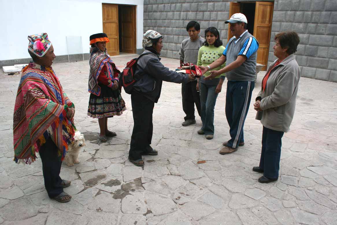 Asociación recibe donaciones